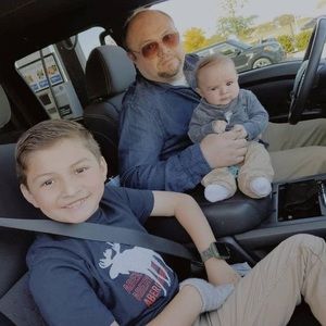 Meet your Posher, Jose